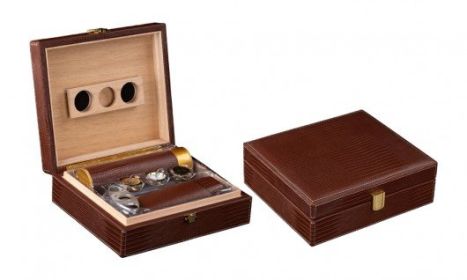 Stunning 25 Ct. Alligator Leather Humidor